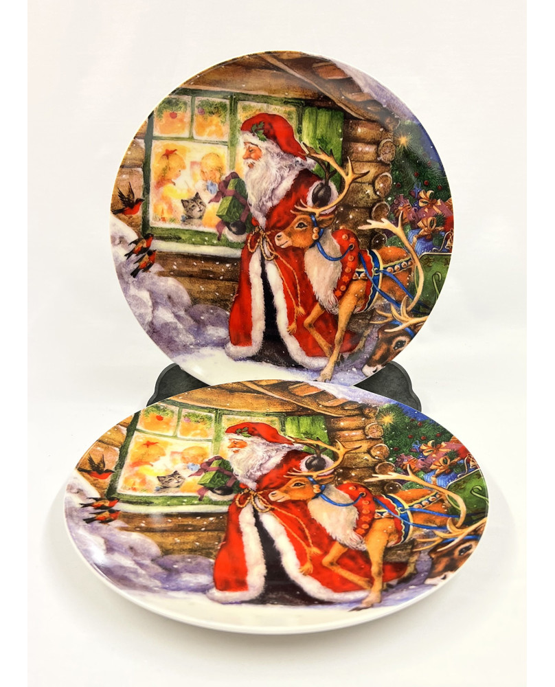 Pair of Santa Claus Saucers by Noel