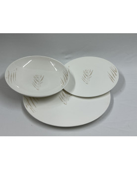 Porcelain And Gold Table Service 40 Pieces