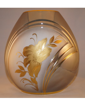 Pot of Goldsmith porcelain...