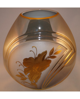 Pot of Goldsmith porcelain by Longo