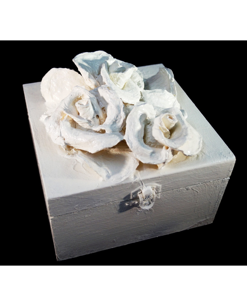 Jewellery Box with Rose in Papier-Mache