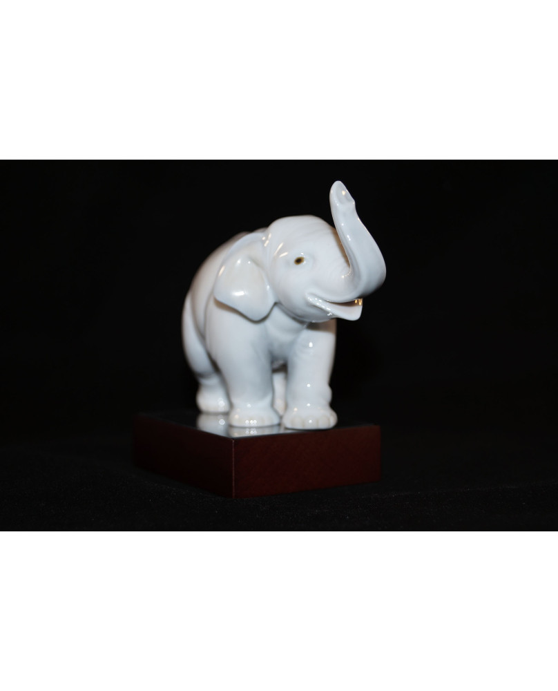 Royal Copenhagen statuine portafortuna elefante