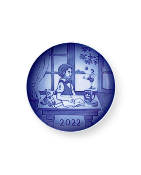 Childrens Day Plate 2022 by Bing & Grondahl