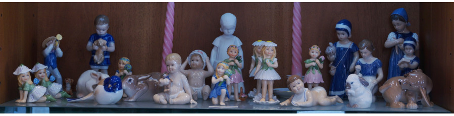 Figurines